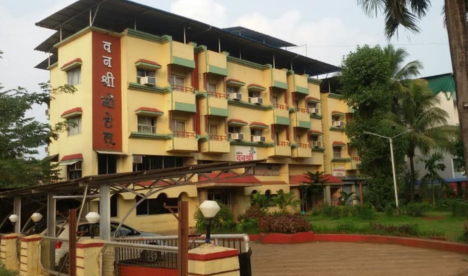 Hotel Vanshri Motel