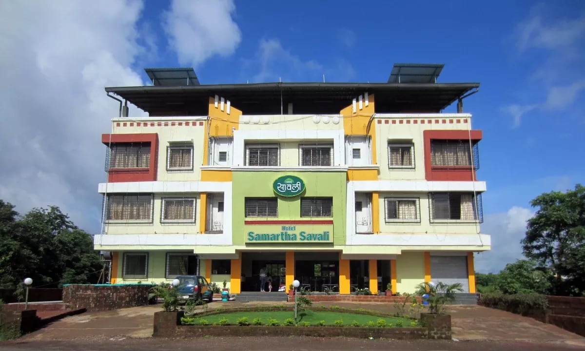 Hotel Samartha Savali